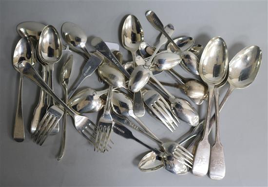 A quantity of assorted Georgian and later silver flatware, 40.5 oz.